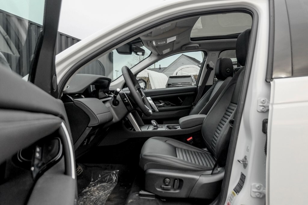 2025 LAND ROVER DISCOVERY SPORT - Image 10