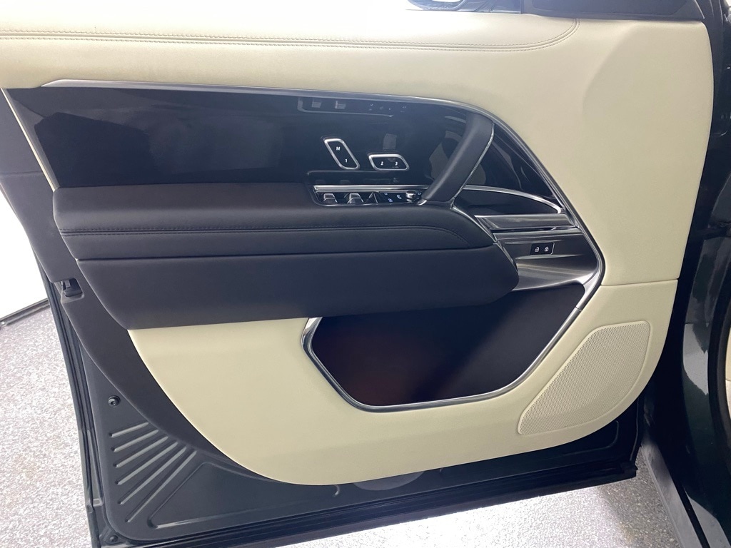 2023 LAND ROVER RANGE ROVER - Image 11