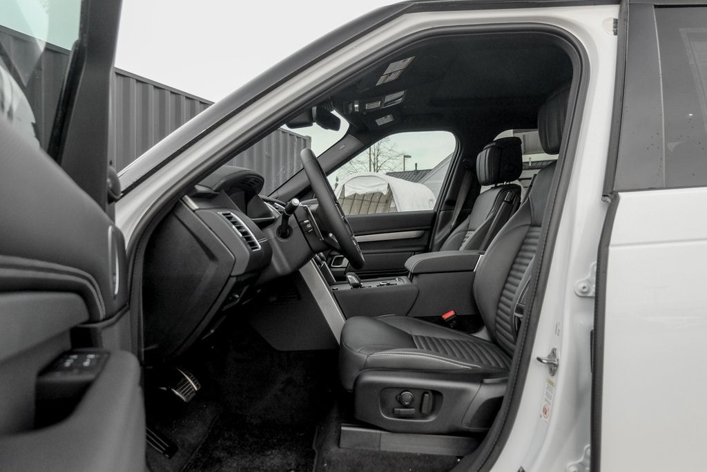 2025 LAND ROVER DISCOVERY - Image 9