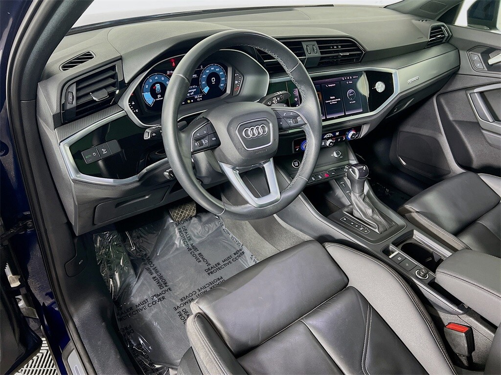 2023 AUDI Q3 - Image 9