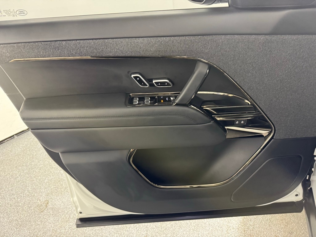 2023 LAND ROVER RANGE ROVER SPORT - Image 11