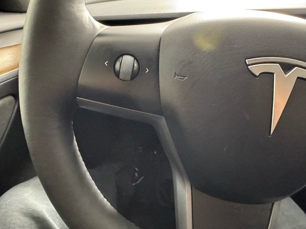 2023 TESLA MODEL 3 - Image 18