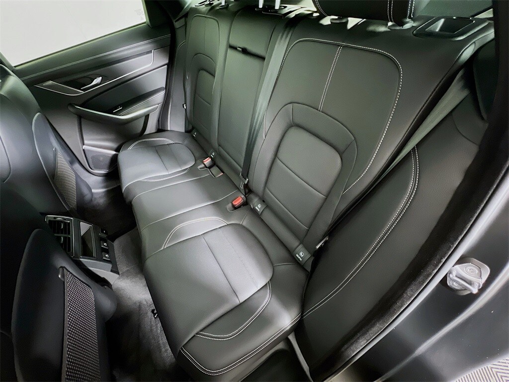 2025 JAGUAR F-PACE - Image 26