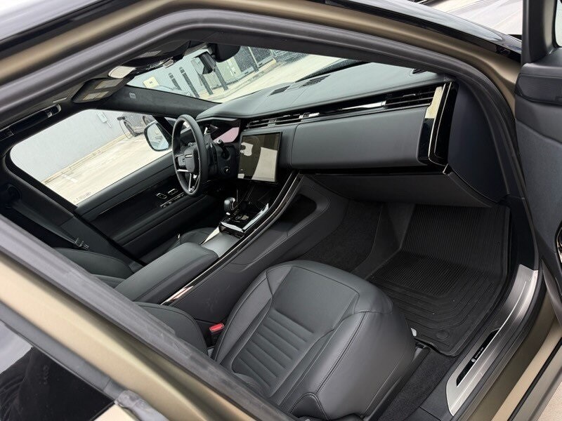 2024 LAND ROVER RANGE ROVER SPORT - Image 3