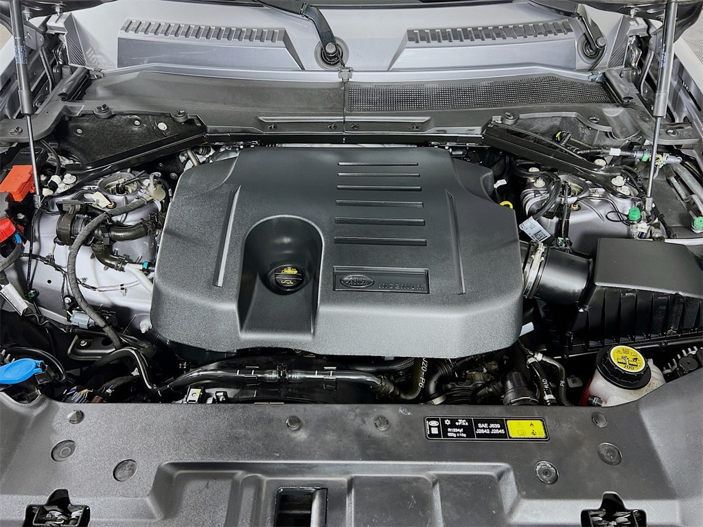 2024 LAND ROVER DEFENDER - Image 32