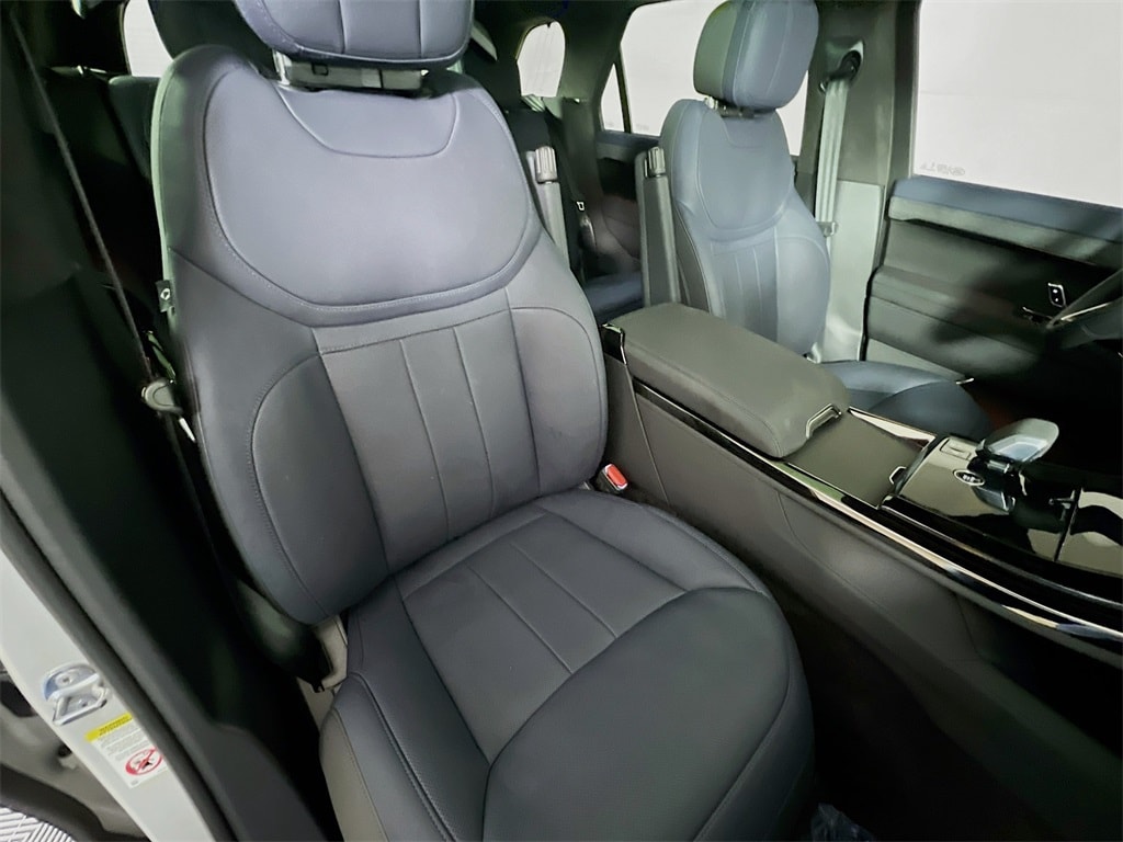 2024 LAND ROVER RANGE ROVER SPORT - Image 30