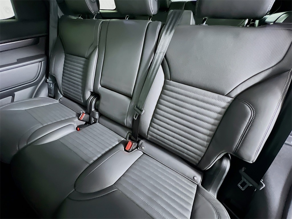 2025 LAND ROVER DISCOVERY - Image 26