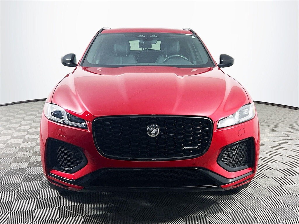 2024 Jaguar F-PACE P250 R-Dynamic S photo 2