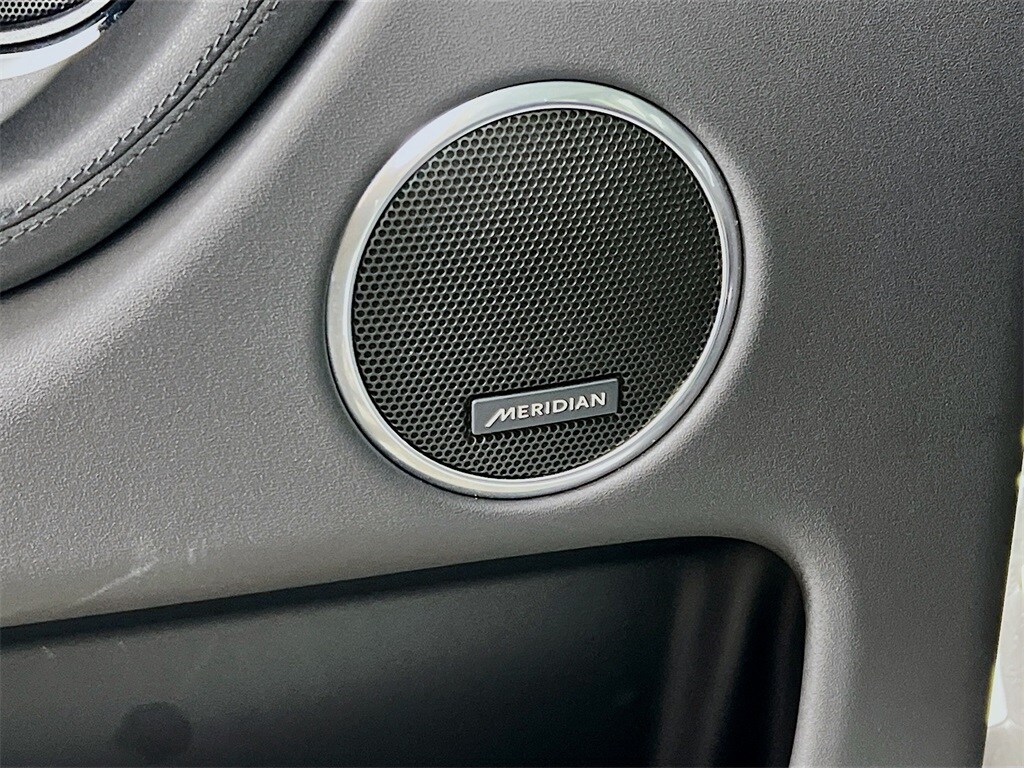 2025 LAND ROVER DISCOVERY SPORT - Image 19