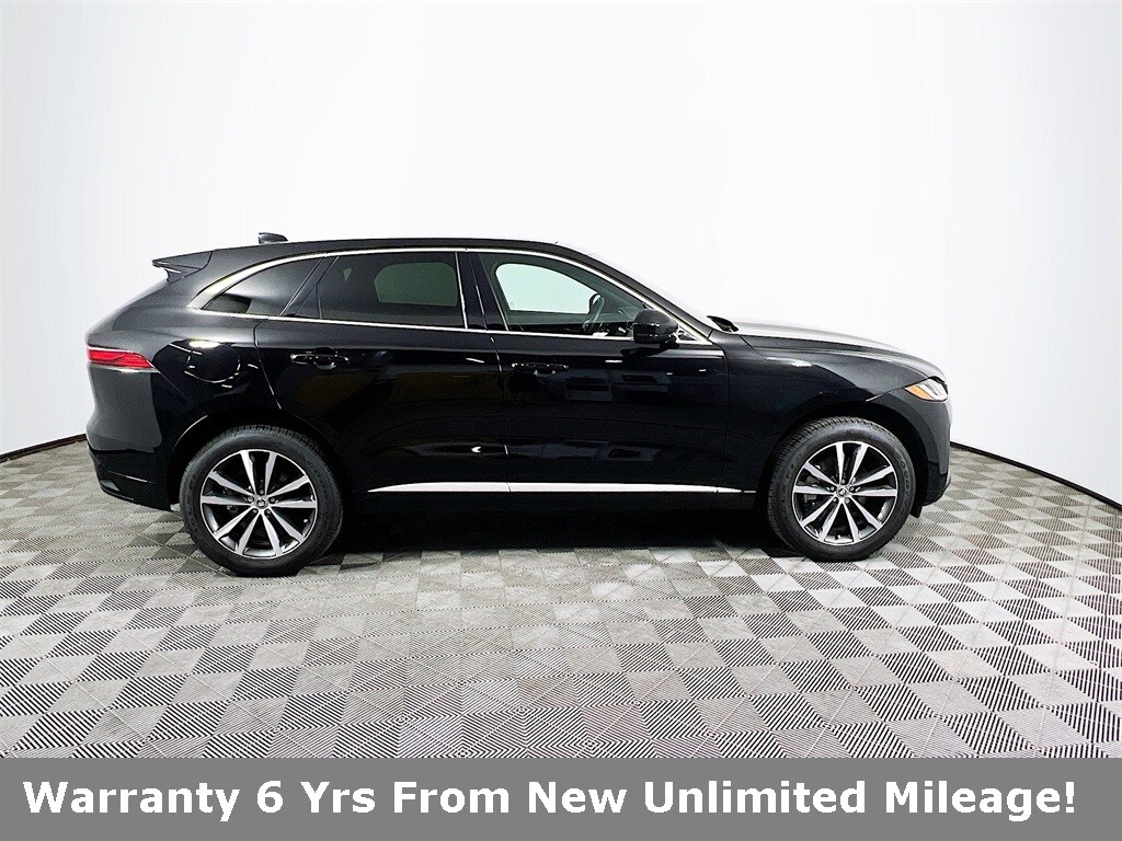 2025 Jaguar F-PACE P250 R-Dynamic S photo 4