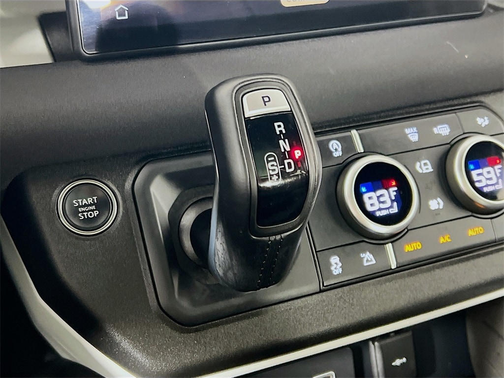 2023 LAND ROVER DEFENDER - Image 17