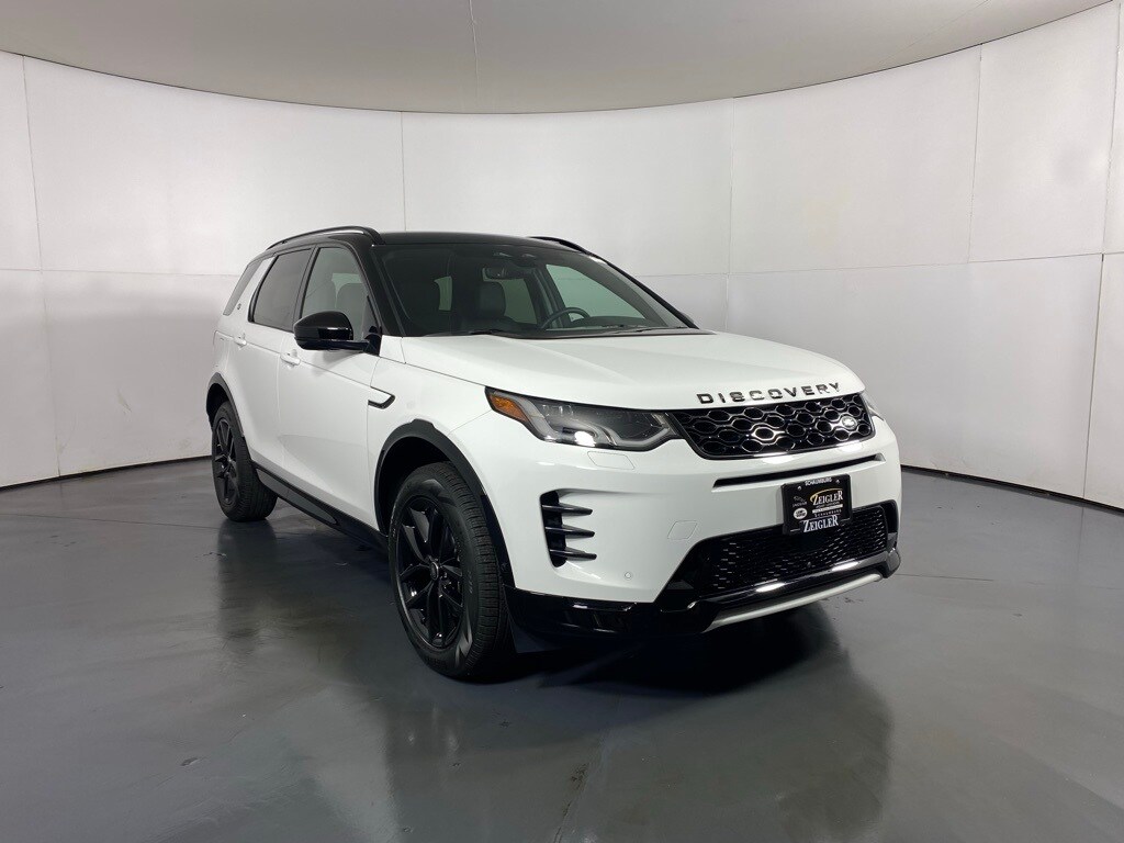 2025 Land Rover Discovery Sport Dynamic SE photo 2