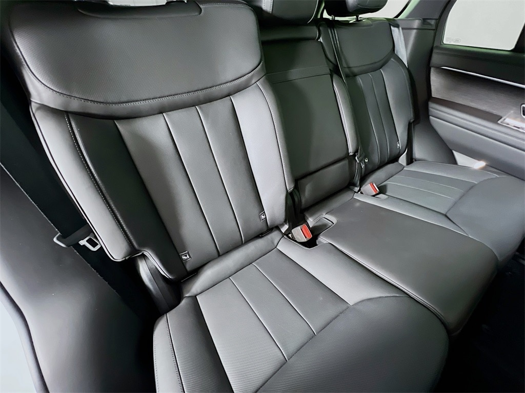 2025 LAND ROVER RANGE ROVER - Image 29