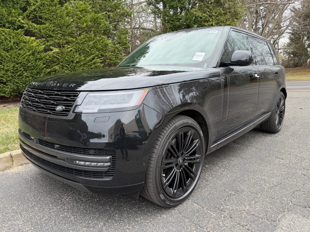 2025 Land Rover Range Rover SUV 