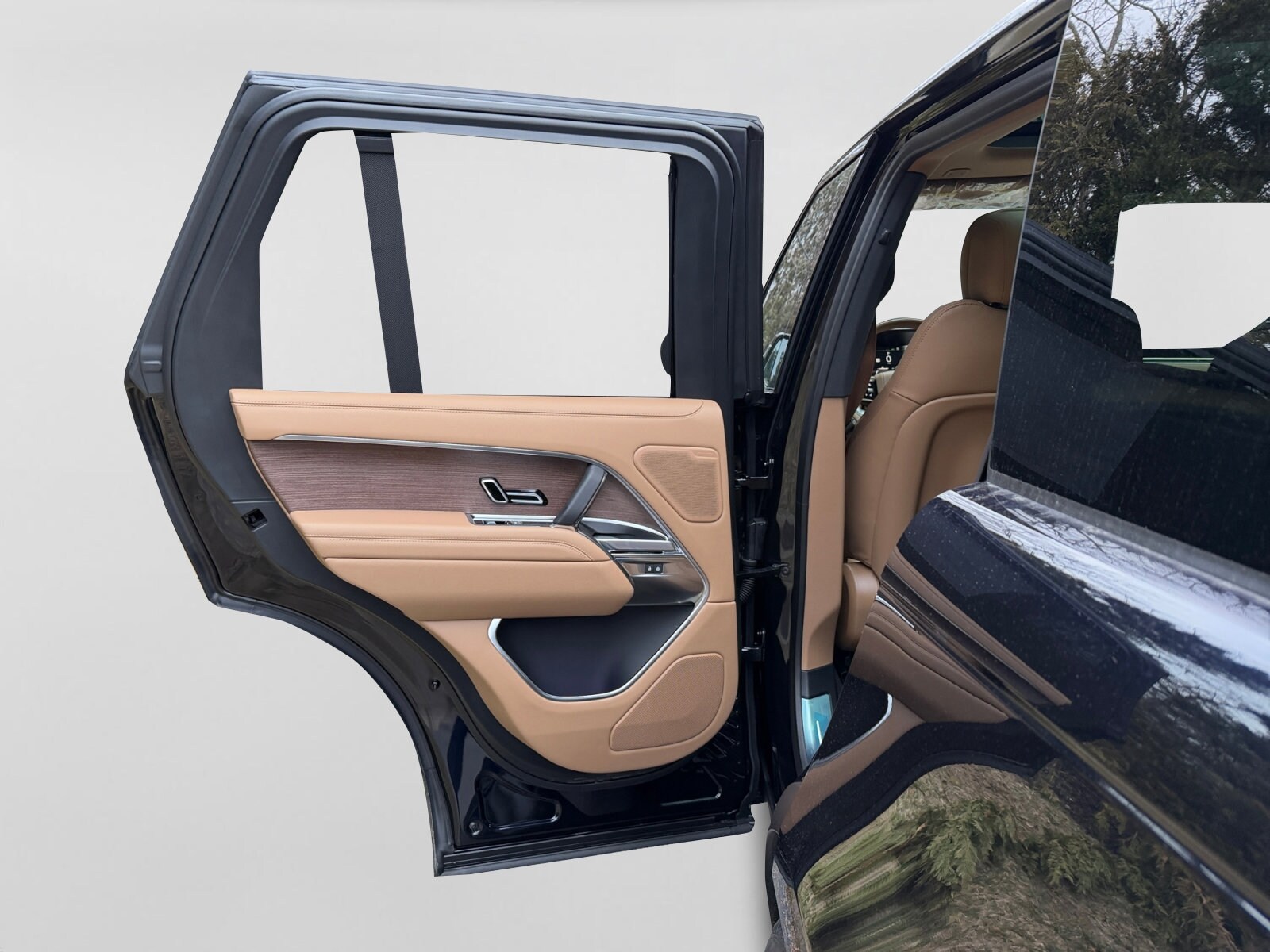 2026 Land Rover Range Rover SE - Photo 17