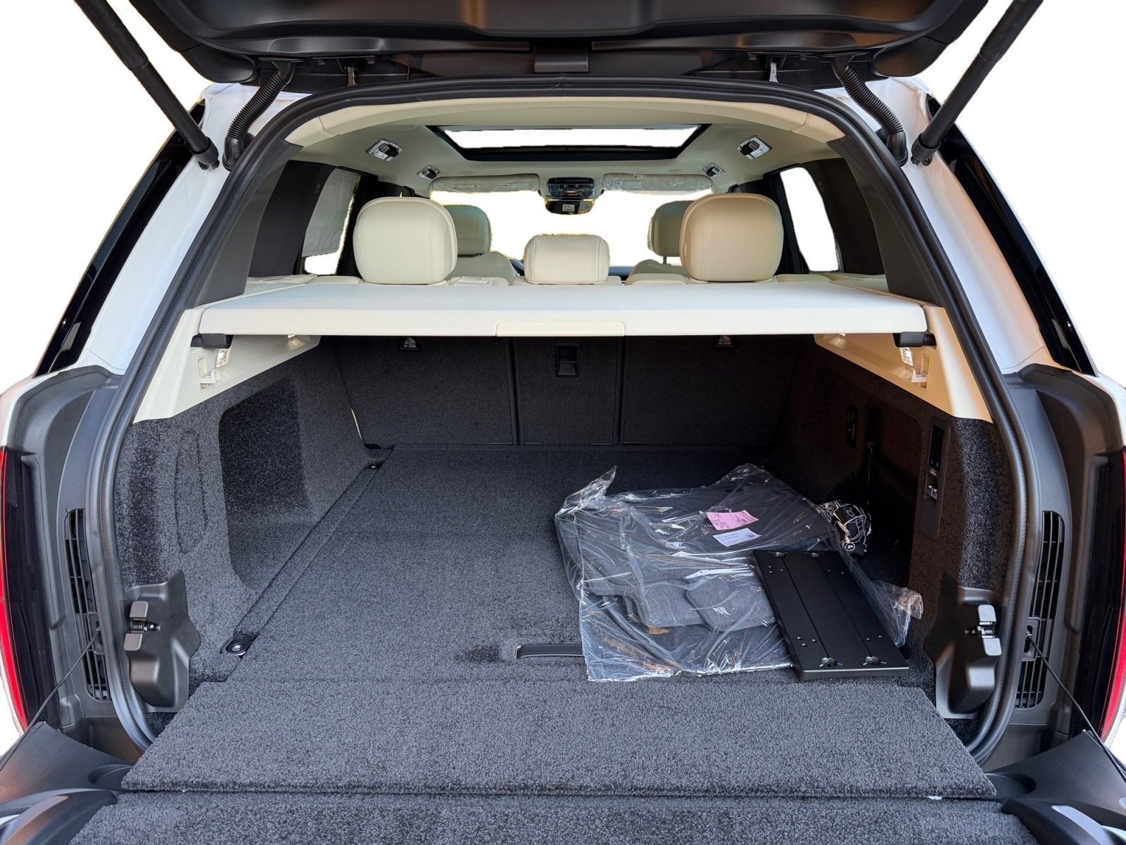 2026 Land Rover Range Rover SE - Photo 25