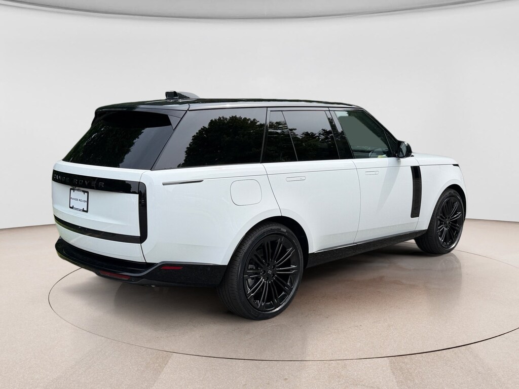 New 2027 Land Rover Range Rover SE SUV