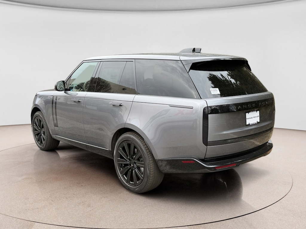 New 2026 Land Rover Range Rover SE SUV