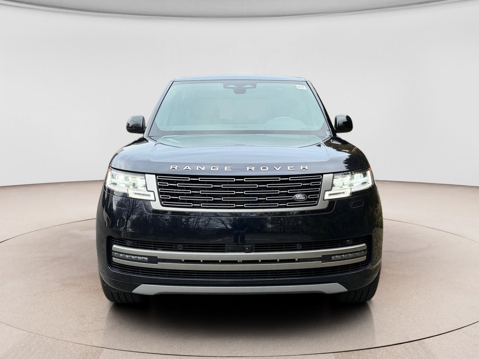 2026 Land Rover Range Rover SE - Photo 8