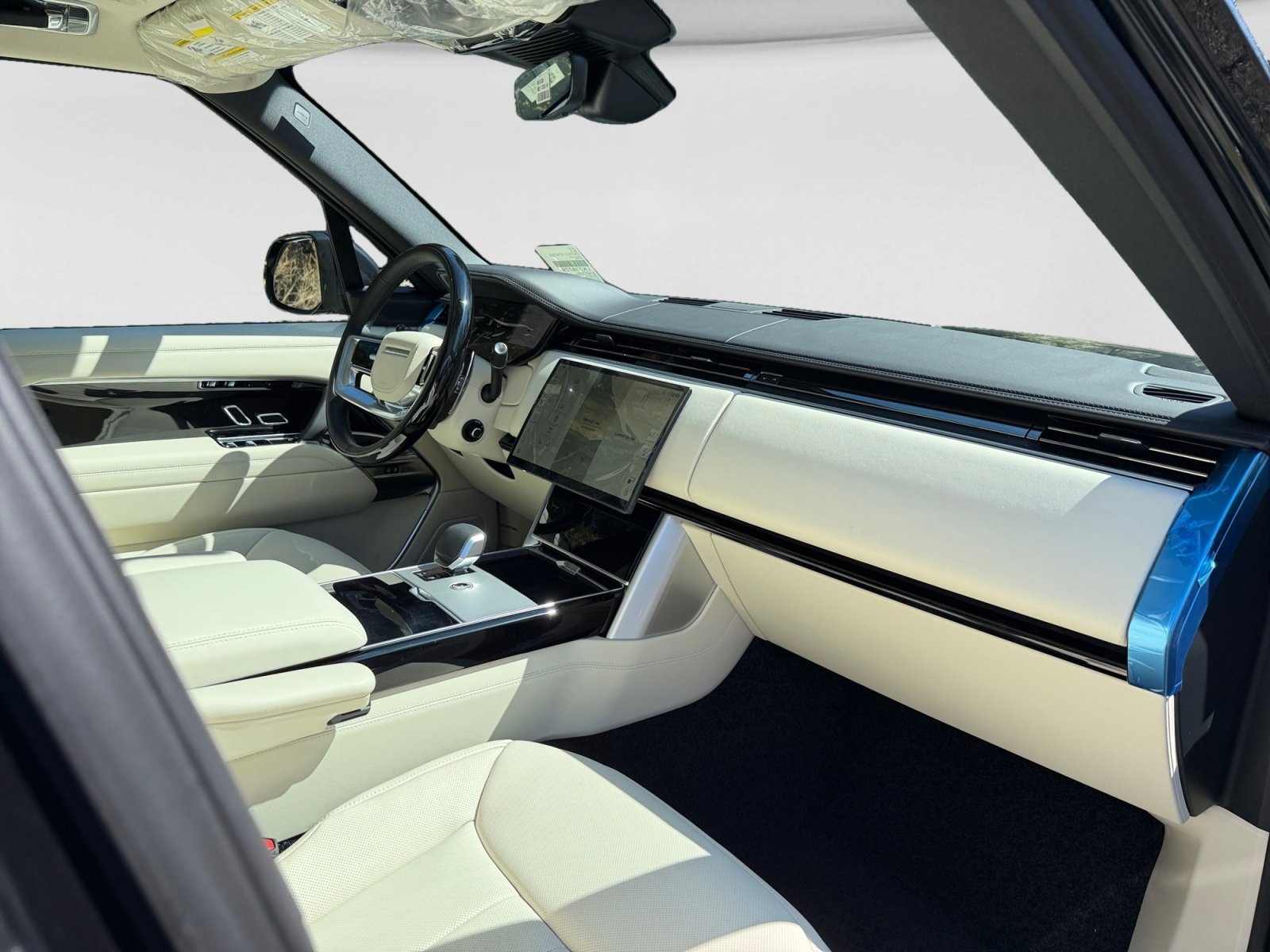 2026 Land Rover Range Rover SE - Photo 23