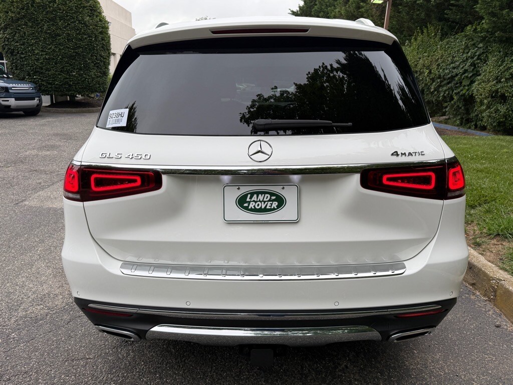 2023 Mercedes Benz GLS 450 4MATIC photo 4
