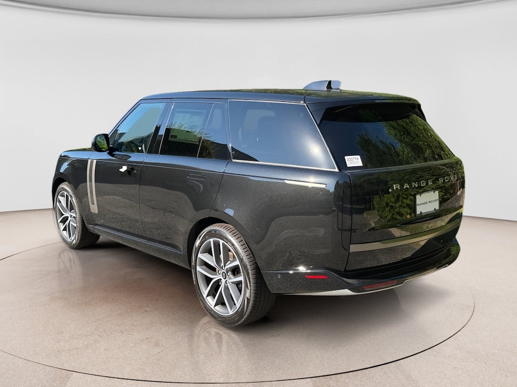 New 2027 Land Rover Range Rover SE SUV