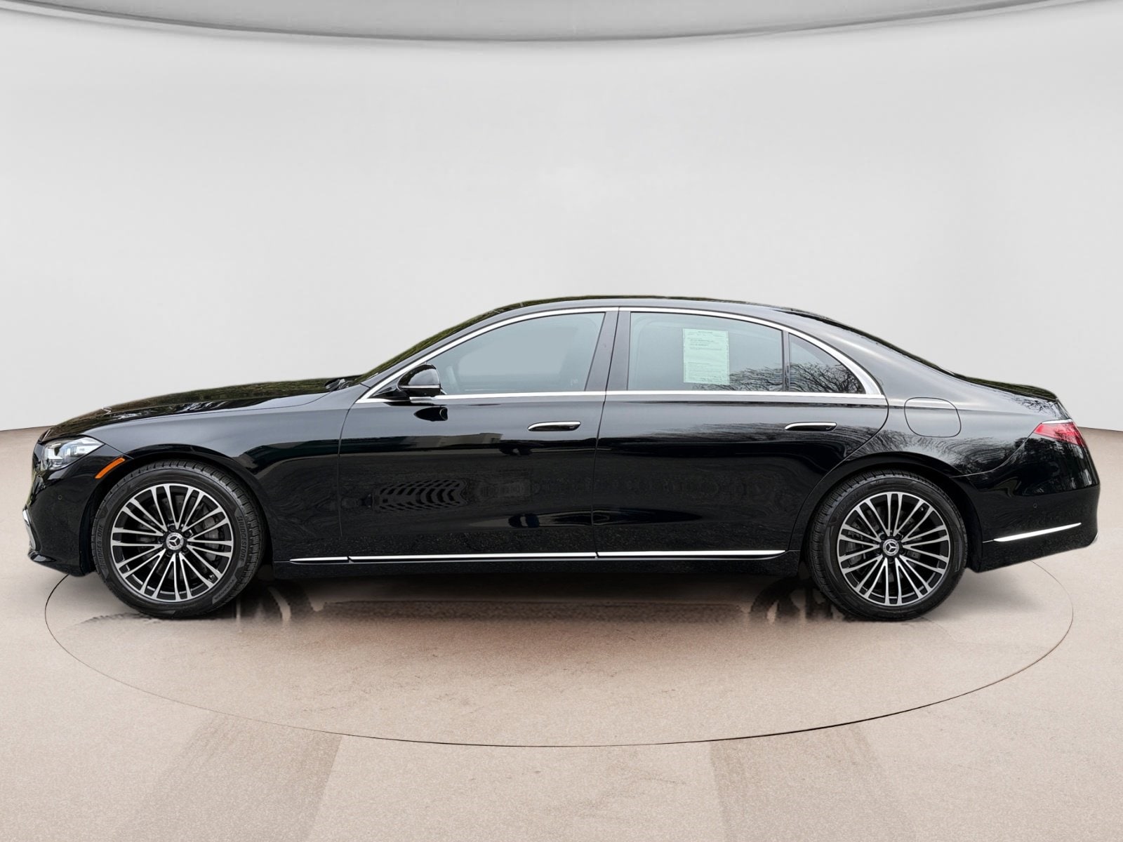 Used 2025 Mercedes-Benz S-Class S 580e with VIN W1K6G6KB1SA321071 for sale in Southampton, NY