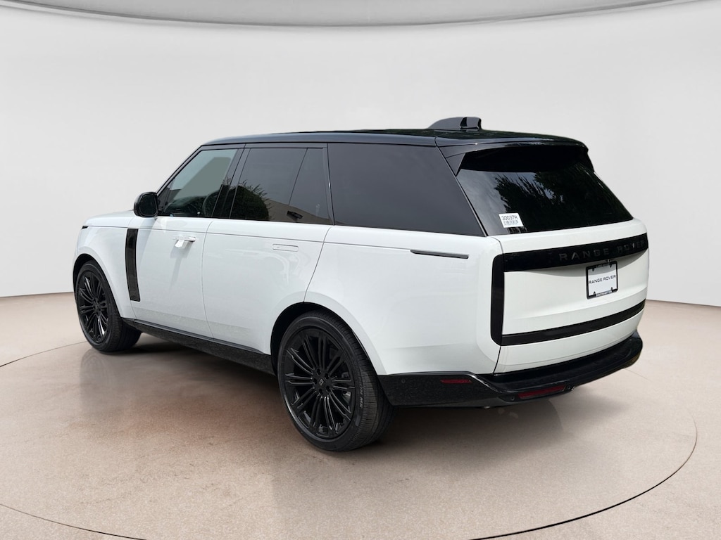 New 2027 Land Rover Range Rover SE SUV