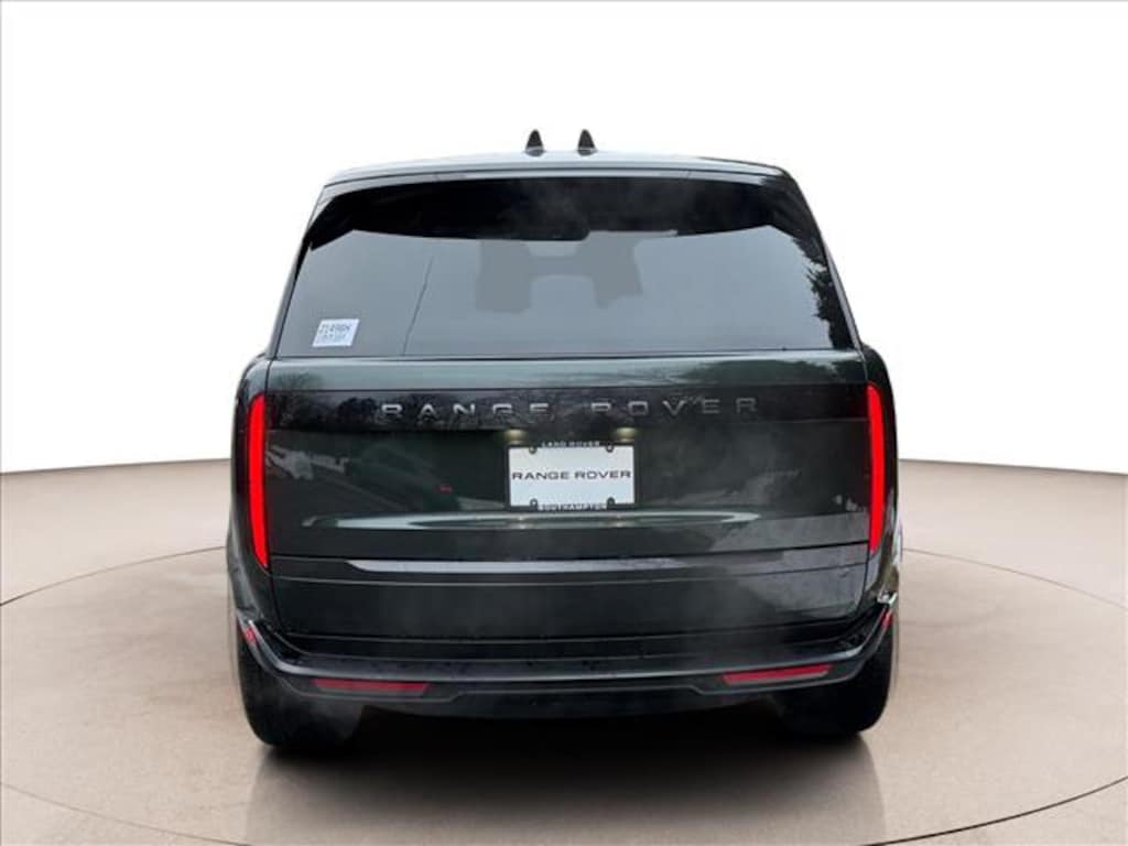 New 2026 Land Rover Range Rover SE SUV