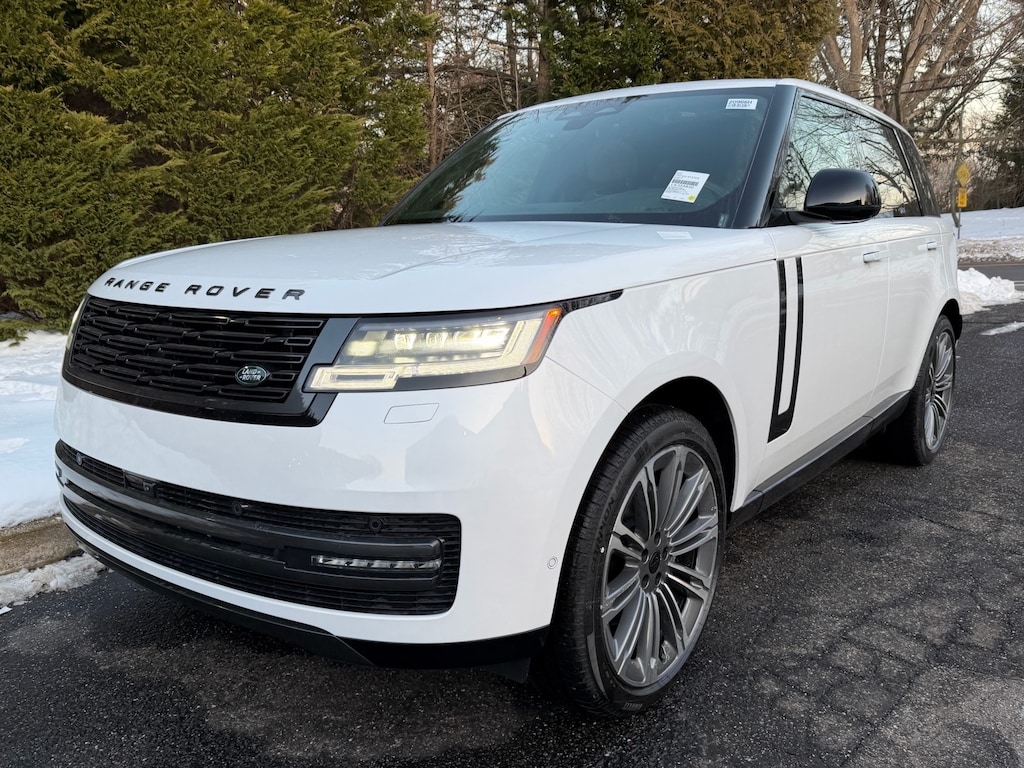 New 2026 Land Rover Range Rover SE SUV