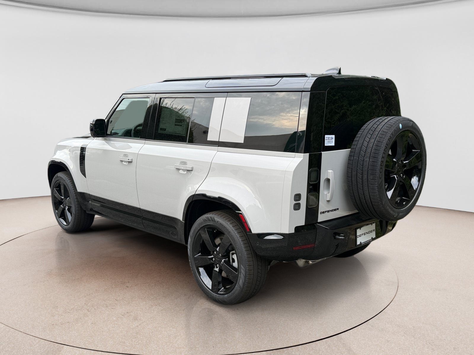 New 2026 Land Rover Defender 110 X-Dynamic SE SUV