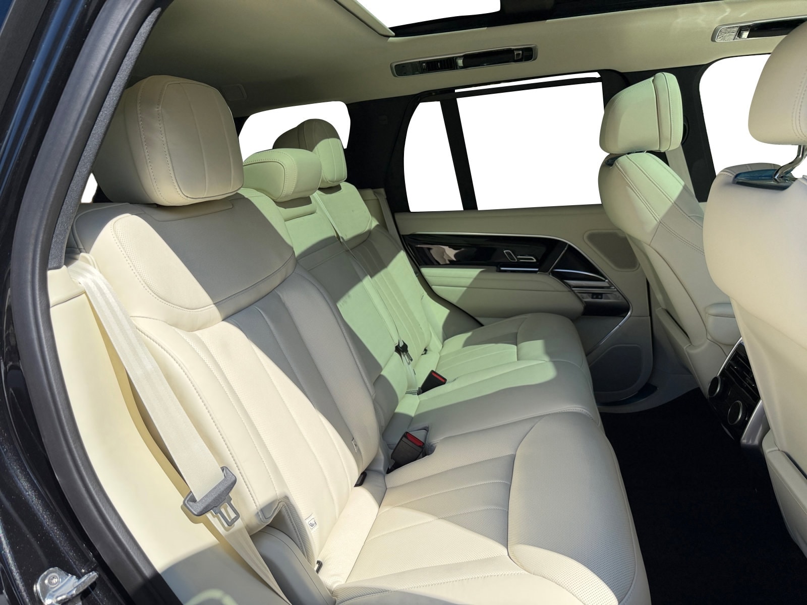 2026 Land Rover Range Rover SE - Photo 20