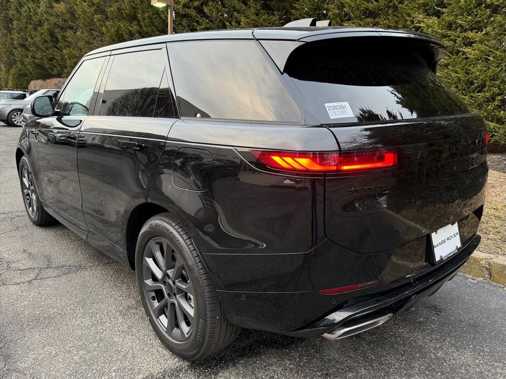 New 2026 Land Rover Range Rover Sport Dynamic SE SUV