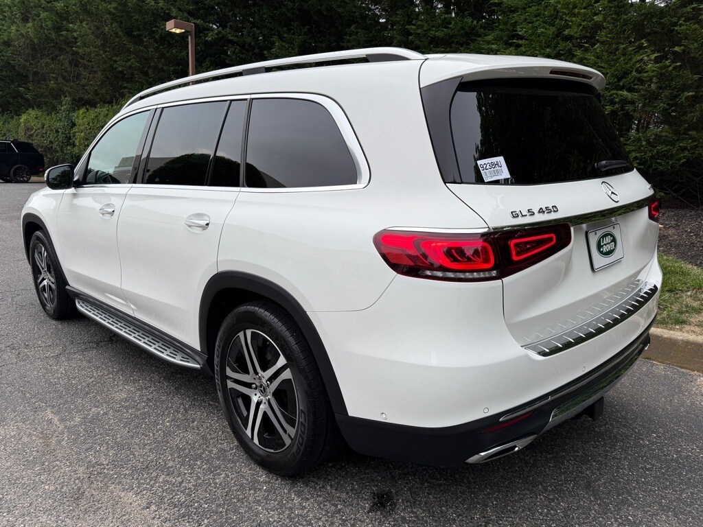 2023 Mercedes Benz GLS 450 4MATIC photo 3
