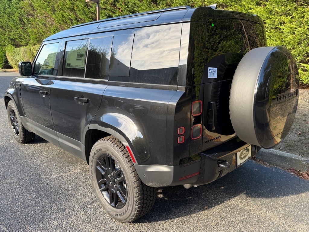 New 2026 Land Rover Defender 110 S 300PS SUV