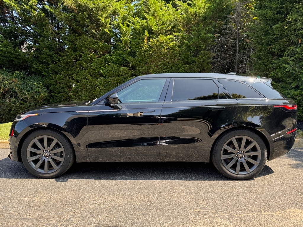 Used 2020 Land Rover Range Rover Velar HSE with VIN SALYM2EV9LA249329 for sale in Southampton, NY