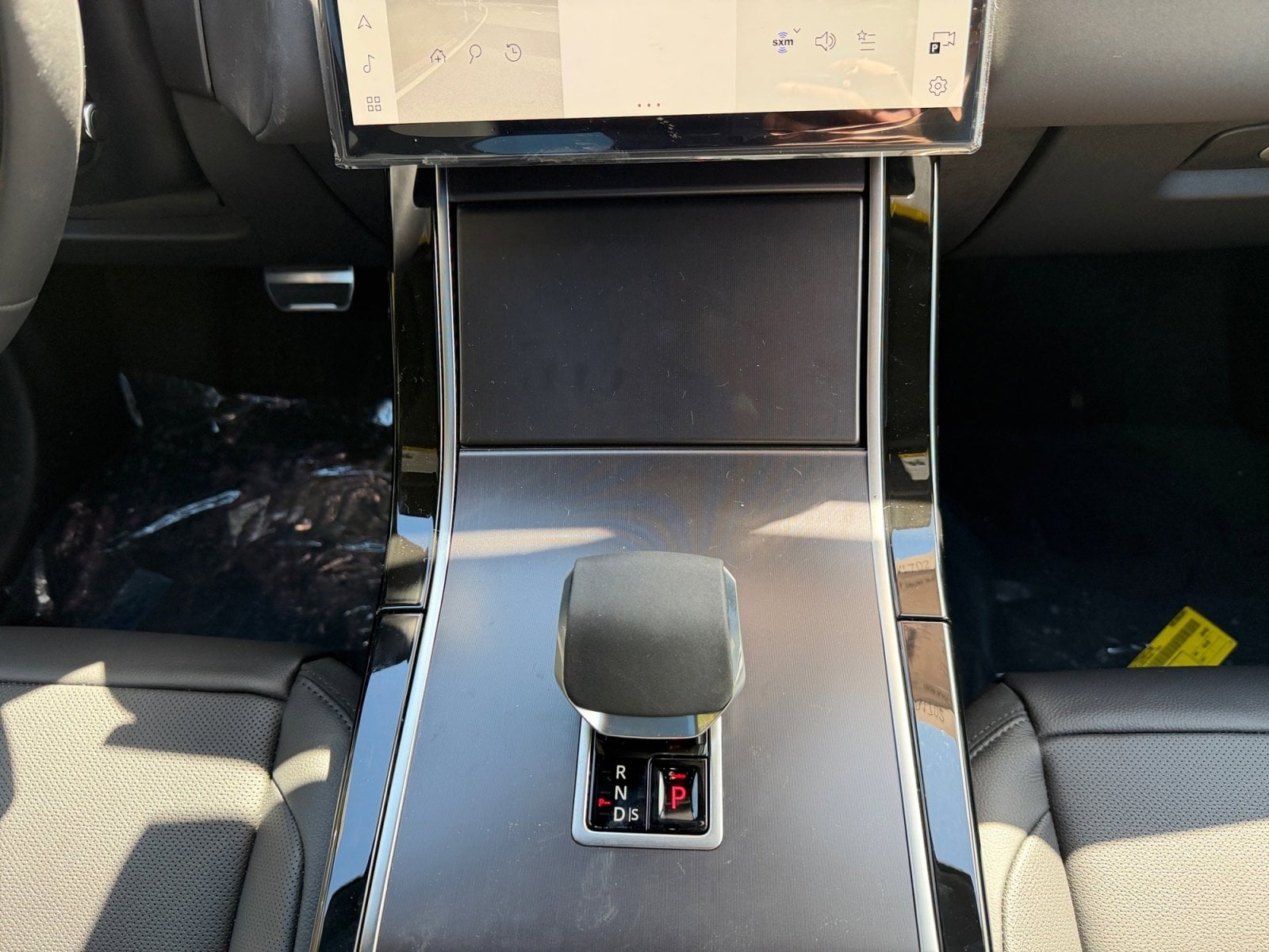 2026 Land Rover Range Rover Velar Dynamic SE - Photo 15