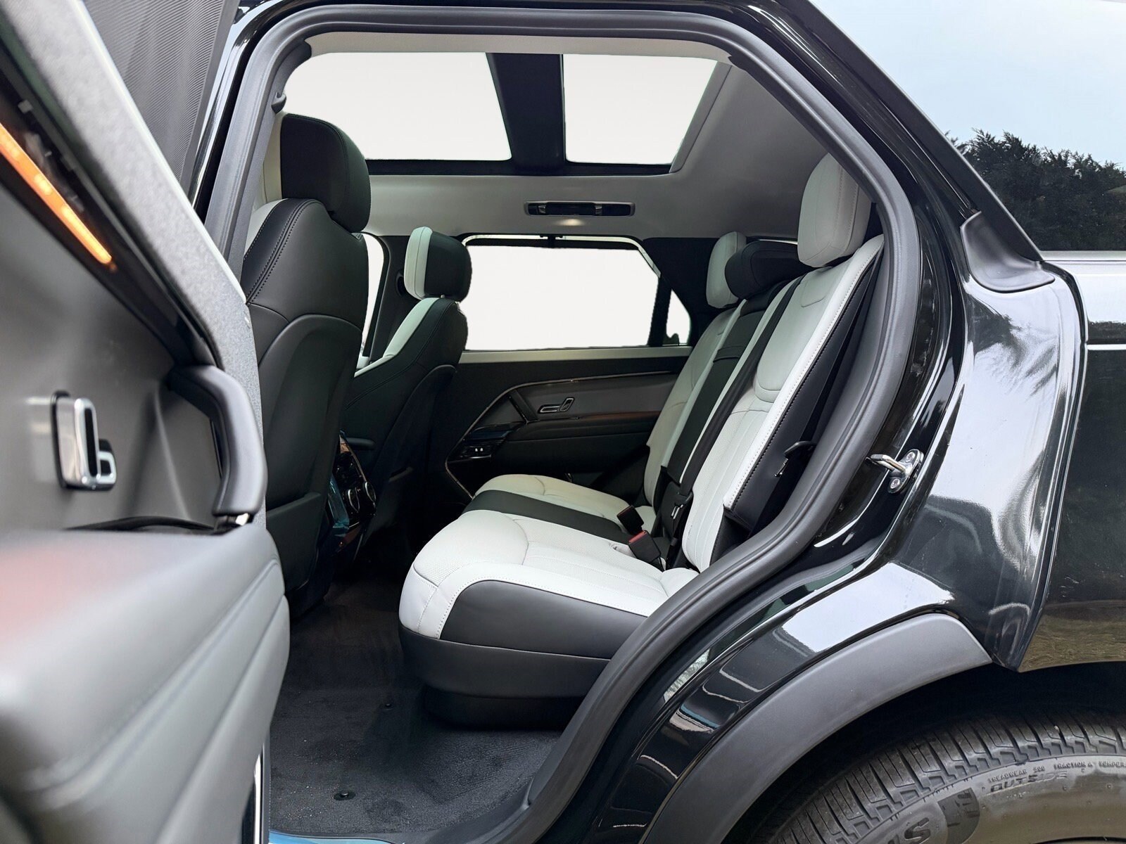 2026 Land Rover Range Rover Sport Dynamic SE - Photo 12