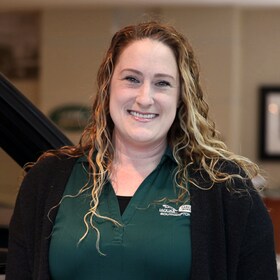 Staff member Lisa Gray from ID_e85e9801184d
