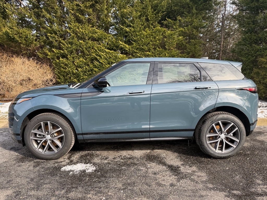 New 2026 Land Rover Range Rover Evoque Dynamic SE SUV