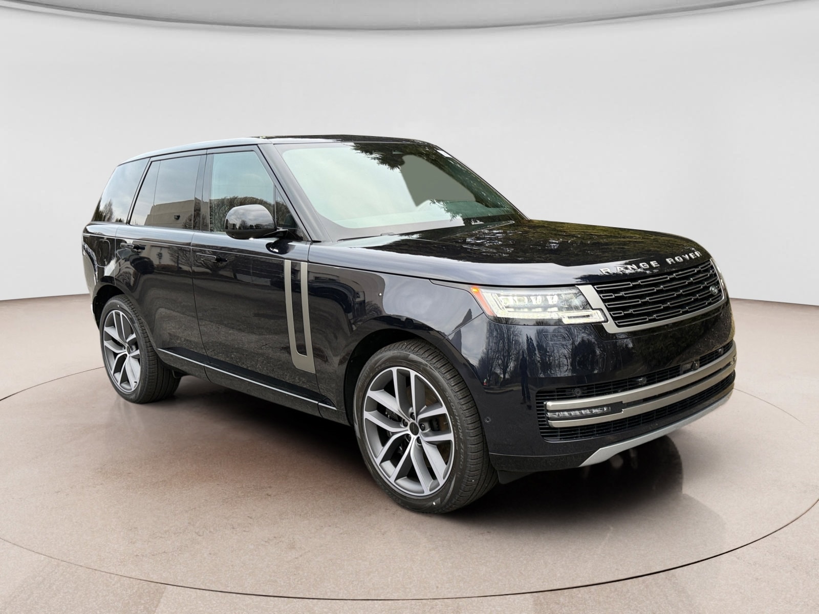 2026 Land Rover Range Rover SE - Photo 7