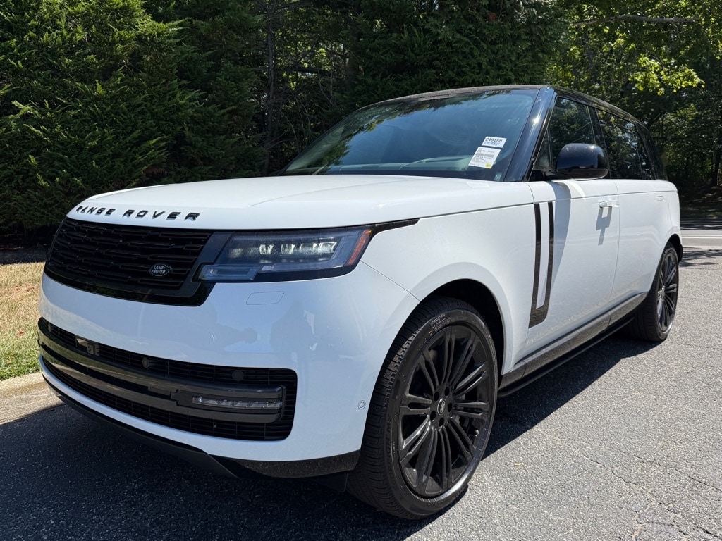 2025 Land Rover Range Rover SUV 
