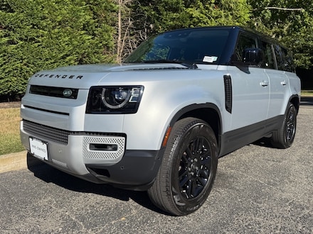 2023 Land Rover Defender 130 SE SUV