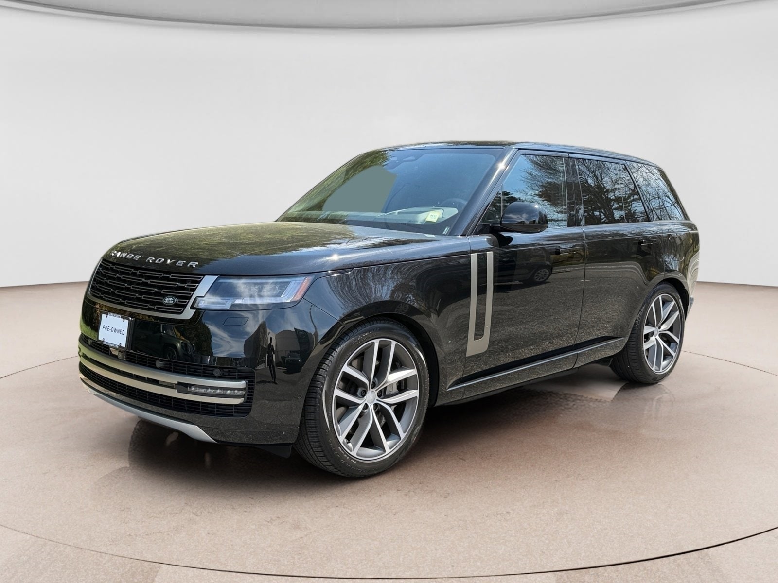 2025 Land Rover Range Rover SUV 