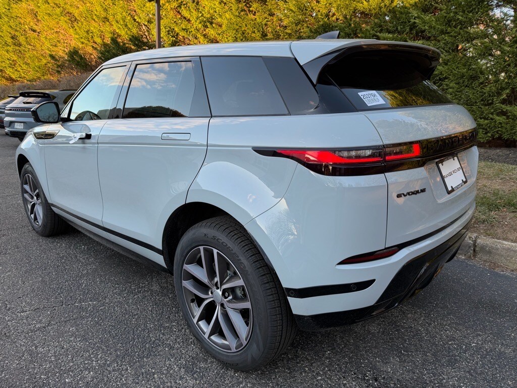New 2026 Land Rover Range Rover Evoque P250 Dynamic SE AWD P250 Dynamic SE SUV
