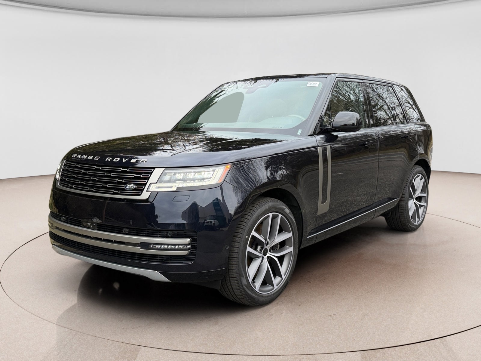 2026 Land Rover Range Rover SUV 