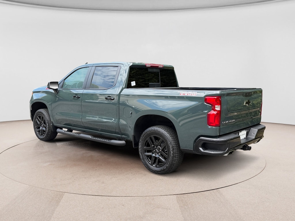 Used 2025 Chevrolet Silverado 1500 LT Trail Boss Truck Crew Cab