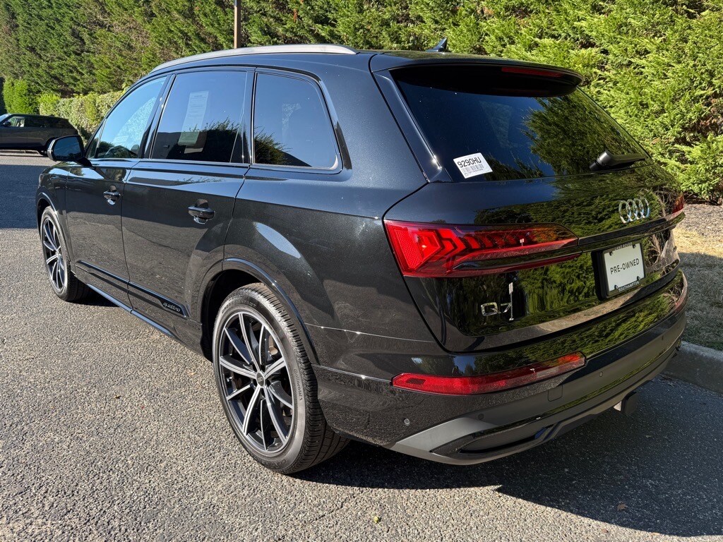 2024 Audi Q7 55 Prestige photo 2