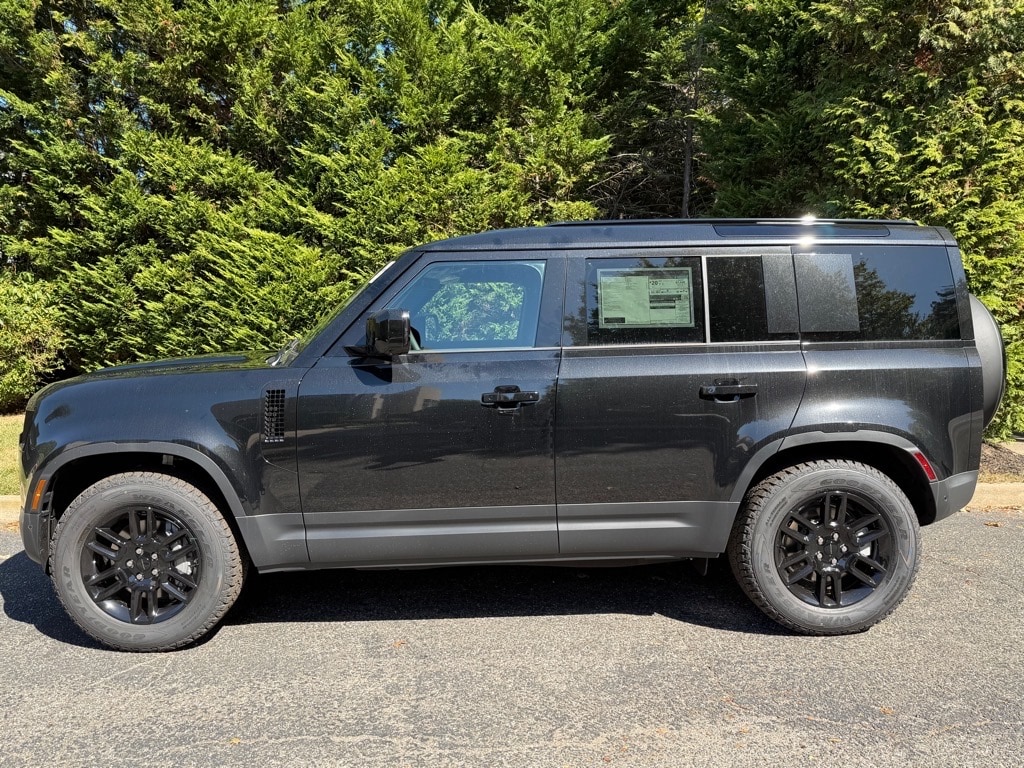 New 2026 Land Rover Defender 110 S 300PS SUV