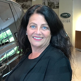 Staff member Loretta Picascio from ID_f3a0d7047eca